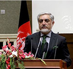 Abdullah Asks Politicians to  Consider National Interest Supreme
